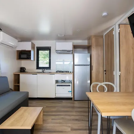 Camping Sites Et Paysages Les Prés Hauts Sisteron