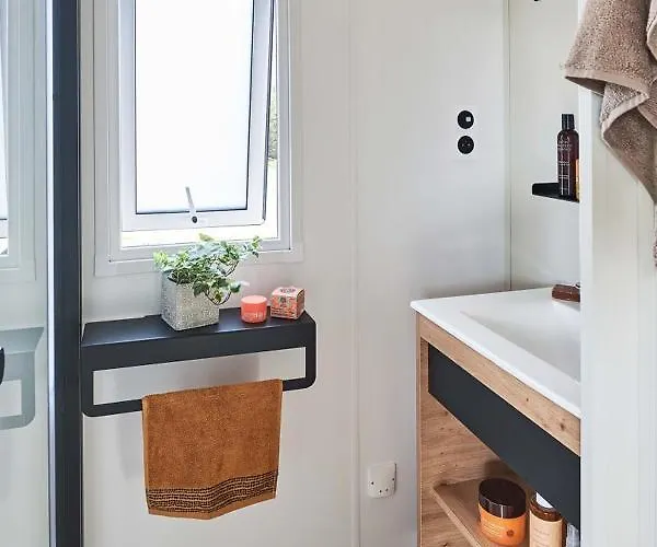 Campeggio Sites Et Paysages Les Pres Hauts Sisteron